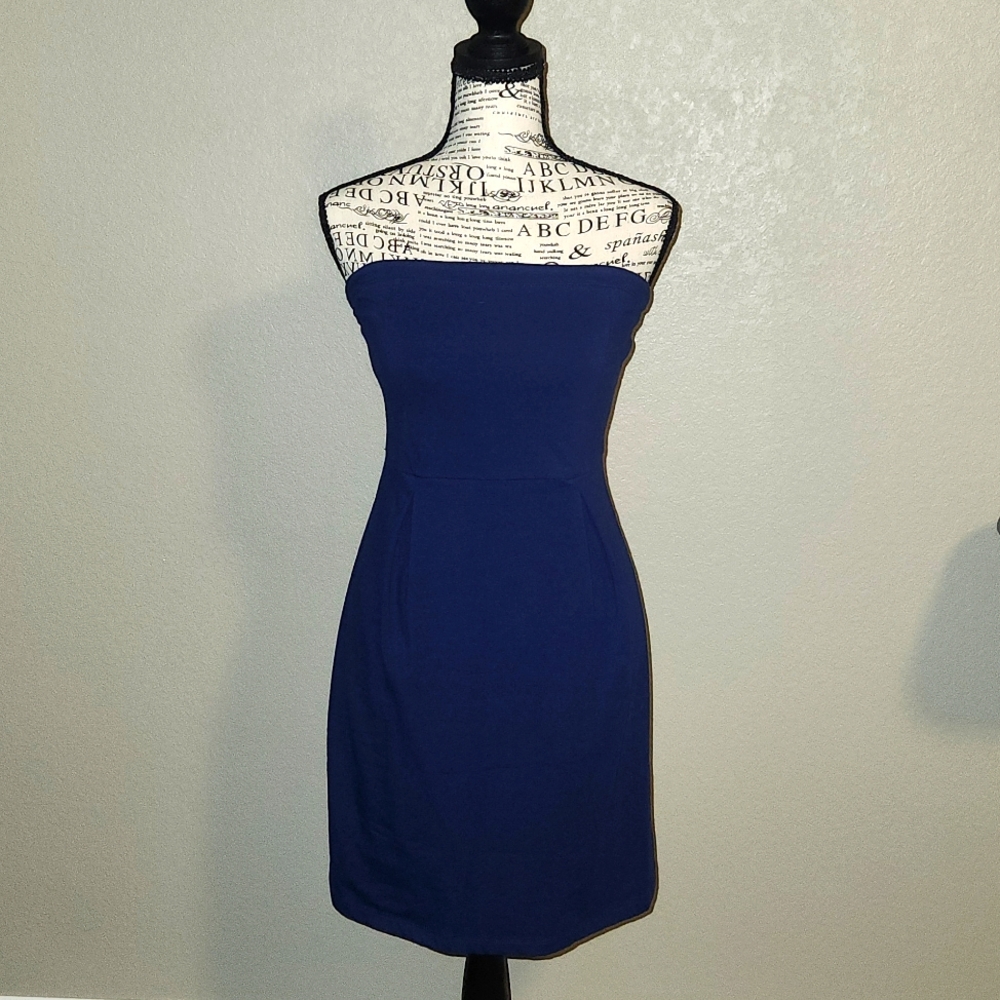 Women's strapless dress. Navy. Small Petite.